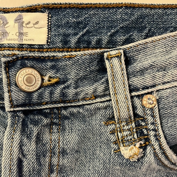 Free People We The Free Relaxed Distressed High Waisted Jean Shorts - Picture 4 of 4